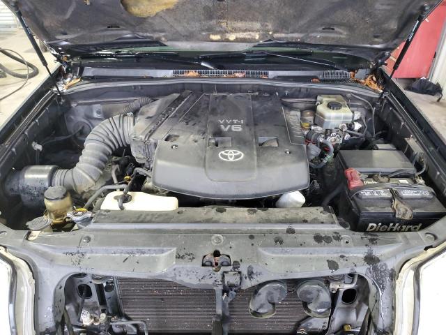 Photo 12 from auction – 2004 TOYOTA 4RUNNER SR with VIN JTEZU14R440029755