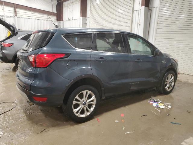 Photo 3 from auction – 2019 FORD ESCAPE SE with VIN 1FMCU9GD8KUB54347