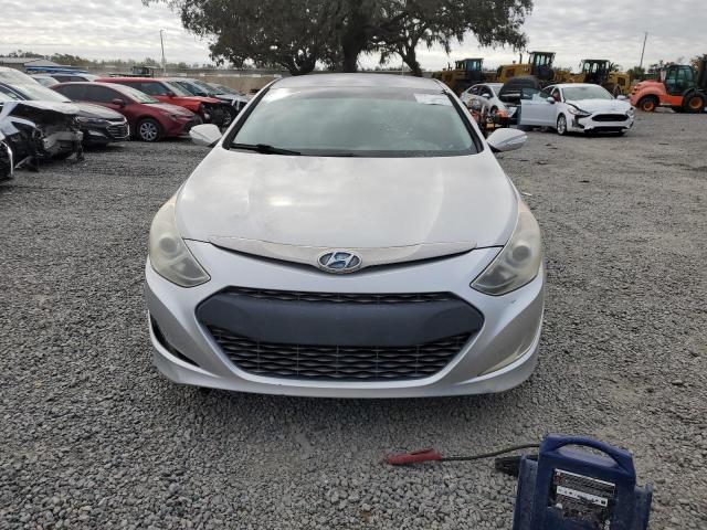 Photo 5 from auction – 2012 HYUNDAI SONATA HYB with VIN KMHEC4A41CA021729
