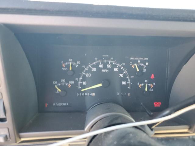 Photo 9 from auction – 1994 GMC SIERRA C15 with VIN 2GTEC19K8R1550135