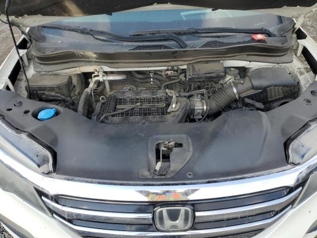 Photo 12 from auction – 2016 HONDA PILOT TOUR with VIN 5FNYF5H92GB030016