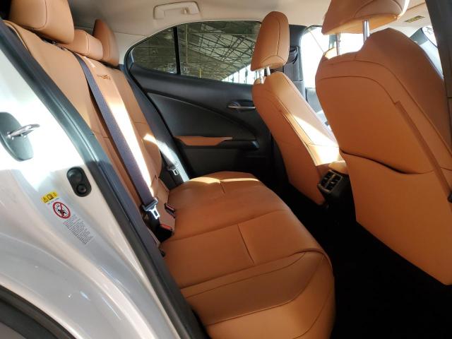 Photo 10 from auction – 2019 LEXUS UX 200 with VIN JTHY3JBH6K2002876