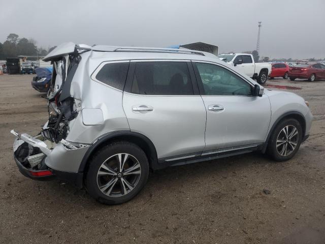 Photo 3 from auction – 2017 NISSAN ROGUE S with VIN 5N1AT2MTXHC877791
