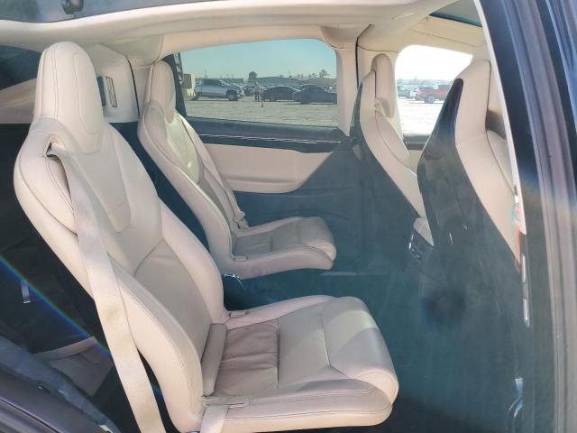 Photo 10 from auction – 2016 TESLA MODEL X with VIN 5YJXCBE27GF022925