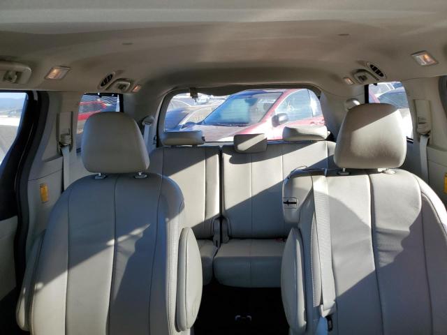 Photo 10 from auction – 2014 TOYOTA SIENNA XLE with VIN 5TDYK3DC2ES444178