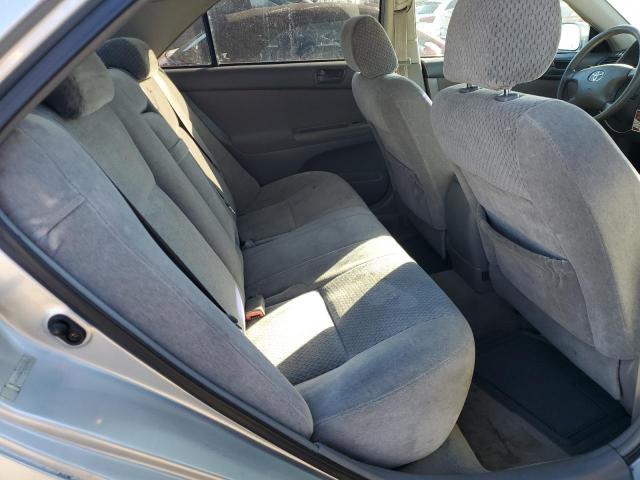 Photo 10 from auction – 2004 TOYOTA CAMRY LE with VIN 4T1BE32K44U797454