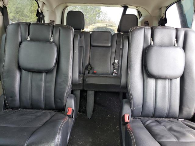 Photo 10 from auction – 2014 CHRYSLER TOWN & COU with VIN 2C4RC1BGXER264757