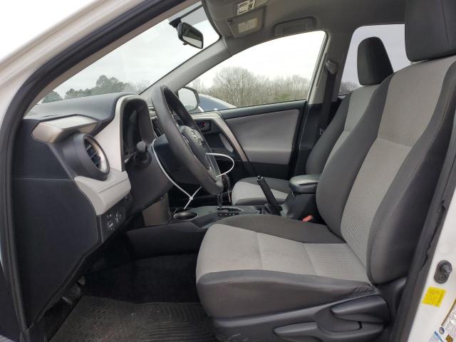 Photo 7 from auction – 2015 TOYOTA RAV4 LE with VIN JTMBFREV6FD123917