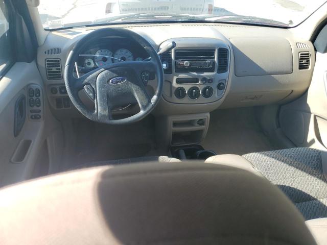 Photo 8 from auction – 2004 FORD ESCAPE XLT with VIN 1FMYU03134DA20149