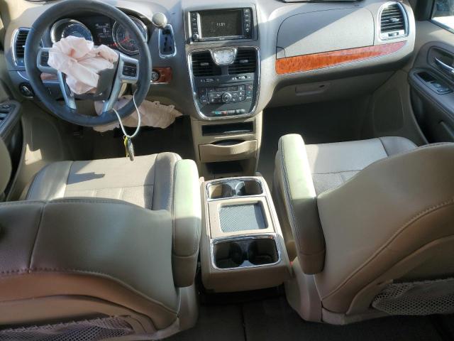 Photo 8 from auction – 2014 CHRYSLER TOWN & COU with VIN 2C4RC1CG4ER147898