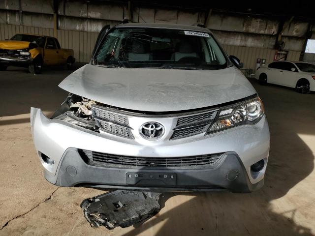 Photo 5 from auction – 2015 TOYOTA RAV4 LE with VIN JTMZFREVXFD072808
