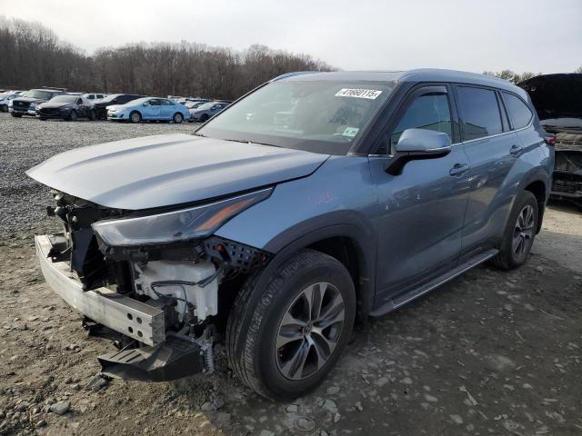 TOYOTA HIGHLANDER 2021 with VIN 5TDGZRBH1MS105144 - Photo from auction