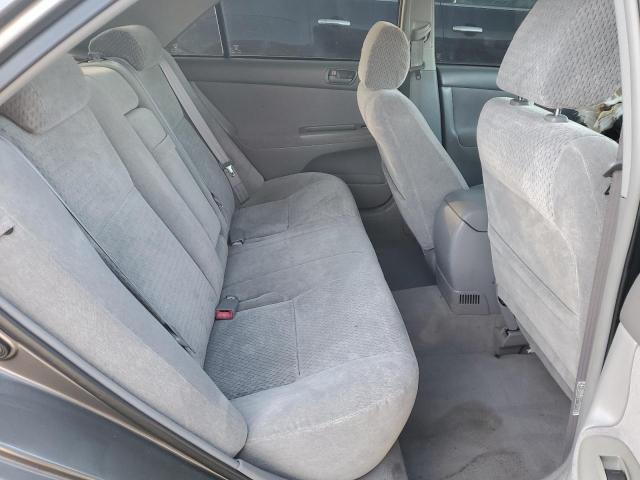 Photo 10 from auction – 2002 TOYOTA CAMRY LE with VIN 4T1BE32K52U506411