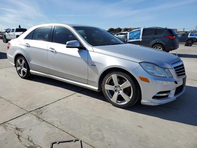 Photo 4 from auction – 2012 MERCEDES-BENZ E 350 with VIN WDDHF5KB2CA647193