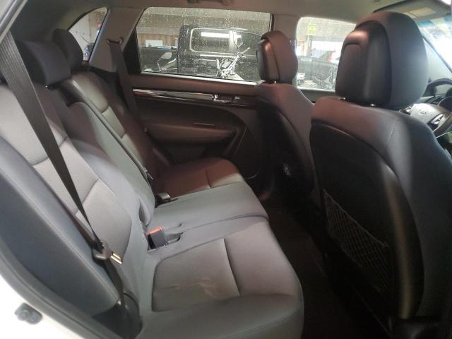 Photo 11 from auction – 2013 KIA SORENTO LX with VIN 5XYKT3A16DG409984