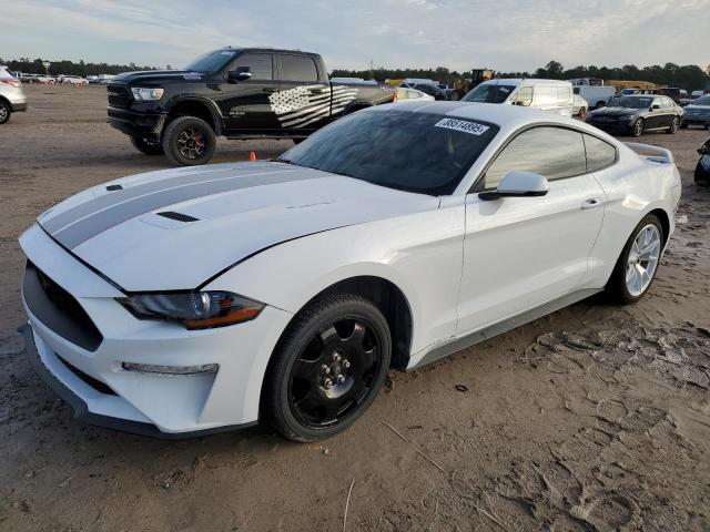 FORD MUSTANG 2022 with VIN 1FA6P8TH1N5104728 - Photo from auction