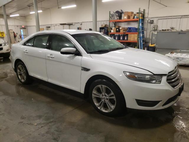 Photo 4 from auction – 2013 FORD TAURUS SEL with VIN 1FAHP2E81DG140683