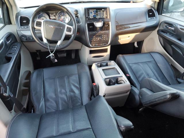 Photo 8 from auction – 2015 CHRYSLER TOWN & COU with VIN 2C4RC1CG1FR656221
