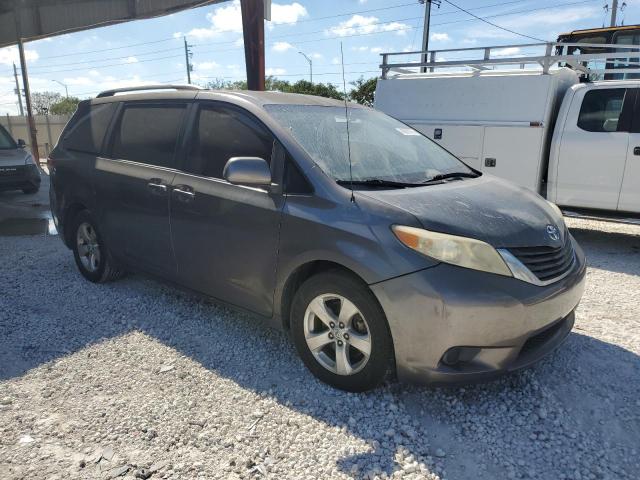 Photo 4 from auction – 2011 TOYOTA SIENNA LE with VIN 5TDKK3DCXBS133275