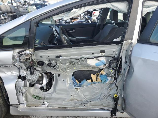 Photo 7 from auction – 2013 TOYOTA PRIUS with VIN JTDKN3DU1D5680833
