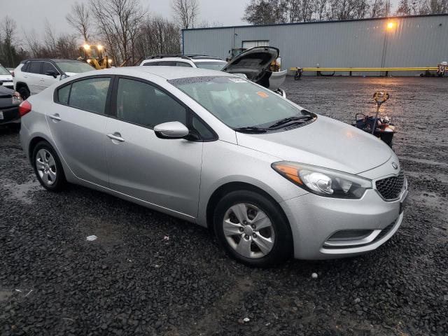 Photo 4 from auction – 2015 KIA FORTE LX with VIN KNAFX4A65F5317295