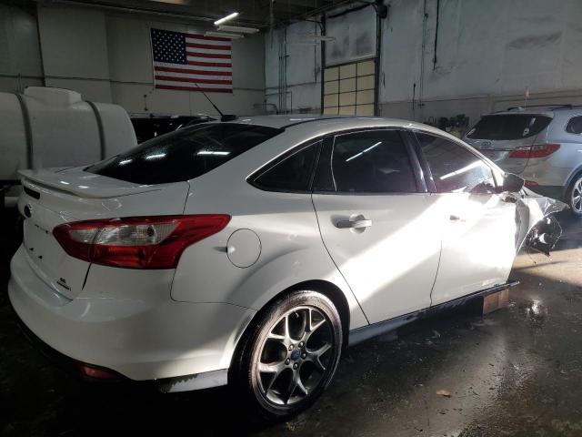 Photo 3 from auction – 2014 FORD FOCUS SE with VIN 1FADP3F28EL212129