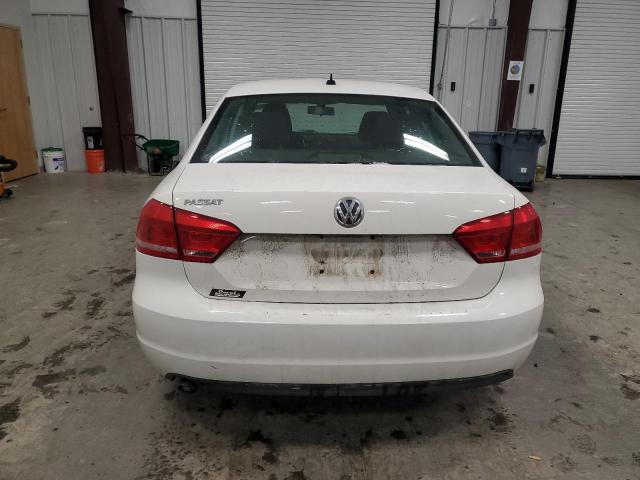 Photo 6 from auction – 2013 VOLKSWAGEN PASSAT S with VIN 1VWAP7A35DC087929