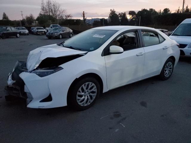 TOYOTA COROLLA L 2018 with VIN 2T1BURHE8JC015757 - Photo from auction