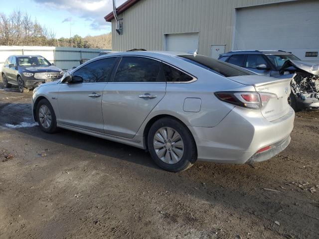 Photo 2 from auction – 2016 HYUNDAI SONATA HYB with VIN KMHE24L13GA012011