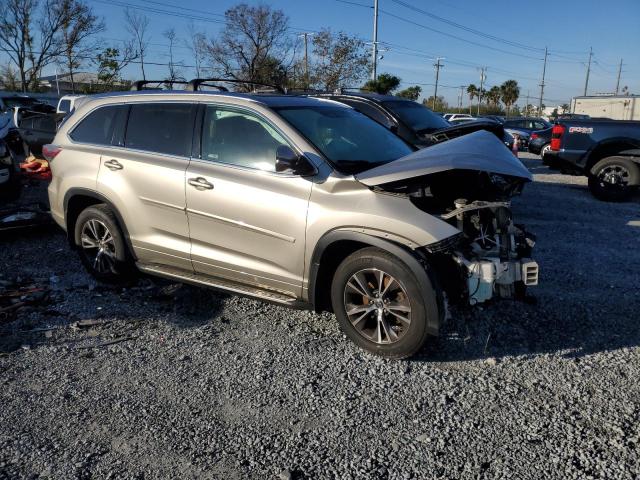 Photo 4 from auction – 2016 TOYOTA HIGHLANDER with VIN 5TDJKRFH3GS501827