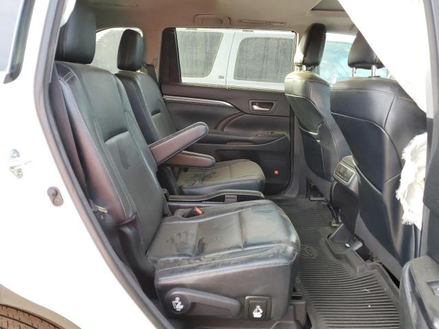 Photo 11 from auction – 2017 TOYOTA HIGHLANDER with VIN 5TDDGRFH3HS021853