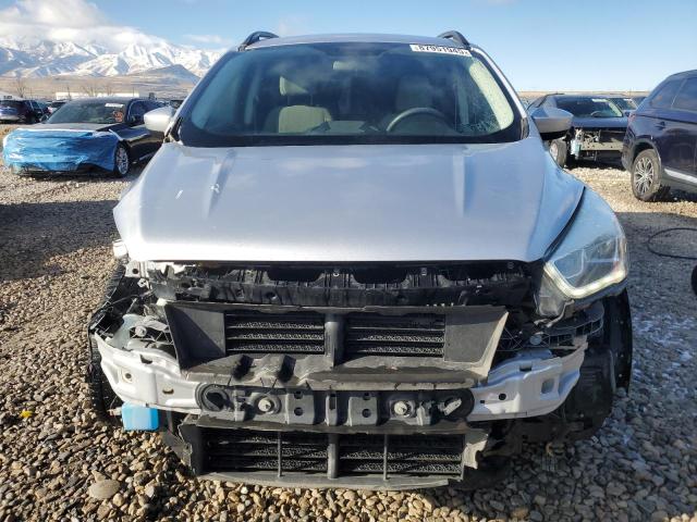 Photo 5 from auction – 2017 FORD ESCAPE SE with VIN 1FMCU9GD5HUC25951