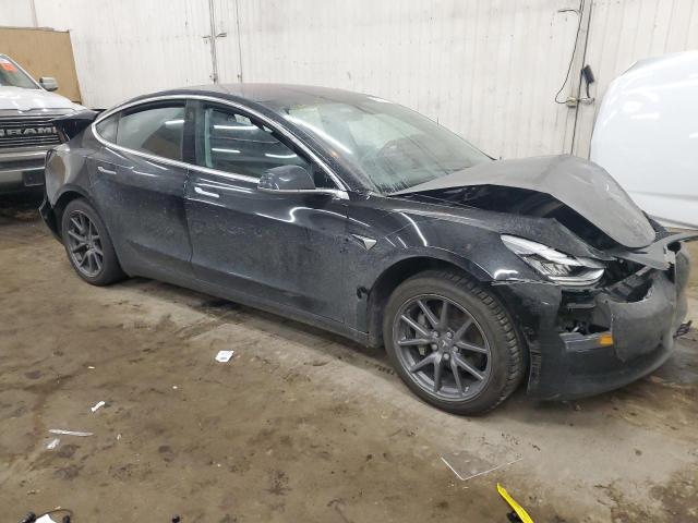 Снимка 4 от търг – 2018 TESLA MODEL 3 с VIN 5YJ3E1EA7JF123223