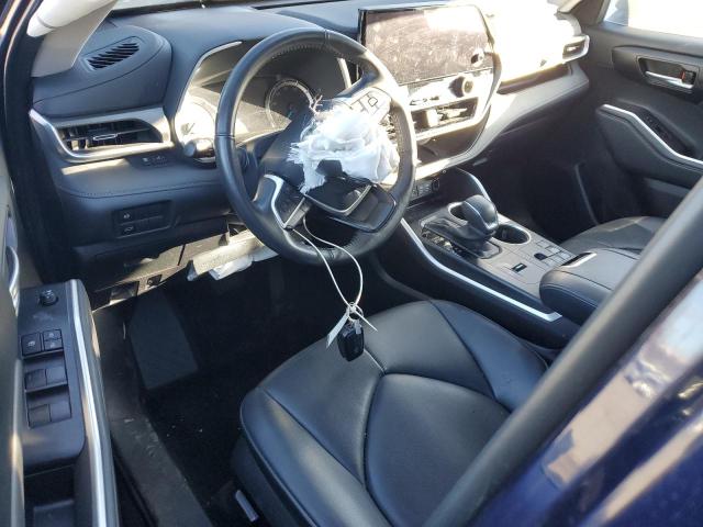 Photo 8 from auction – 2023 TOYOTA HIGHLANDER with VIN 5TDKARAH3PS518657