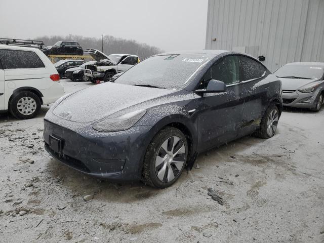 TESLA MODEL Y 2023 with VIN 7SAYGDEE9PF685852 - Photo from auction