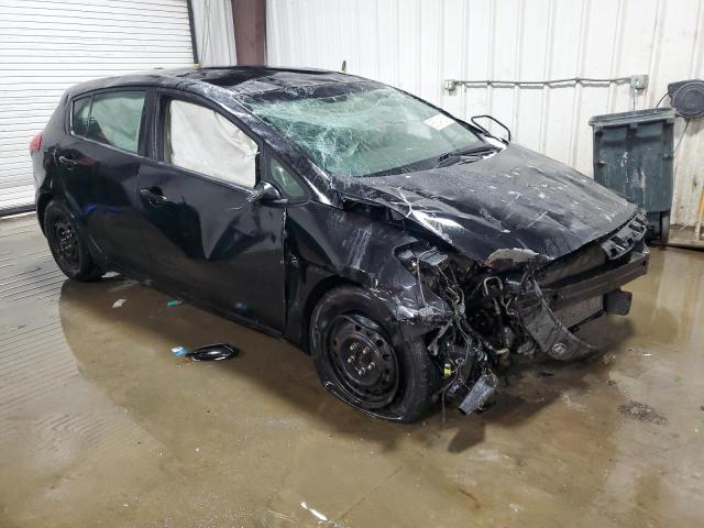 Photo 4 from auction – 2017 KIA FORTE LX with VIN KNAFK5A82H5693509