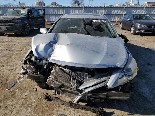 Photo 5 from auction – 2014 HYUNDAI SONATA SE with VIN 5NPEC4AB4EH900995