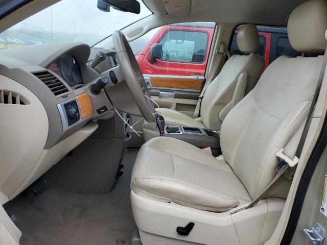 Photo 7 from auction – 2010 CHRYSLER TOWN & COU with VIN 2A4RR6DX5AR183713