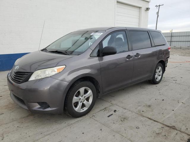 TOYOTA SIENNA BAS 2011 with VIN 5TDKA3DC8BS009332 - Photo from auction