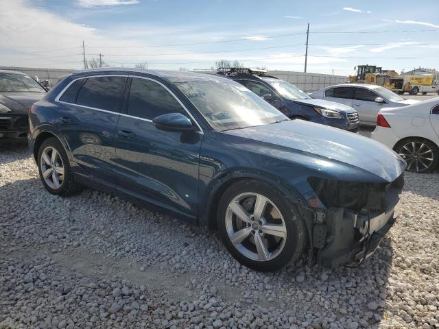 Photo 4 from auction – 2019 AUDI E-TRON PRE with VIN WA1LABGE7KB020352