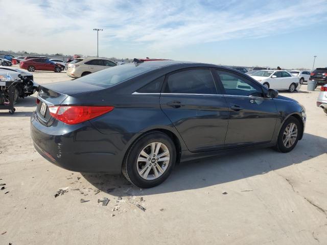 Photo 3 from auction – 2011 HYUNDAI SONATA with VIN 5NPEB4AC4BH249052
