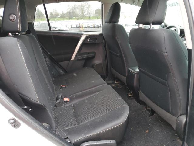 Photo 11 from auction – 2015 TOYOTA RAV4 XLE with VIN 2T3RFREV7FW299652