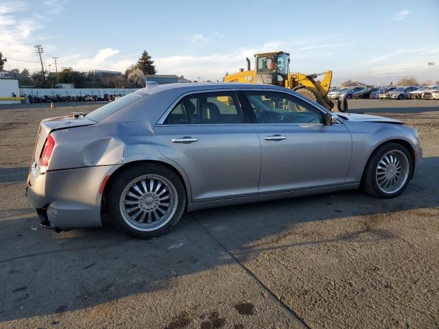Photo 3 from auction – 2016 CHRYSLER 300C with VIN 2C3CCAEG1GH238403