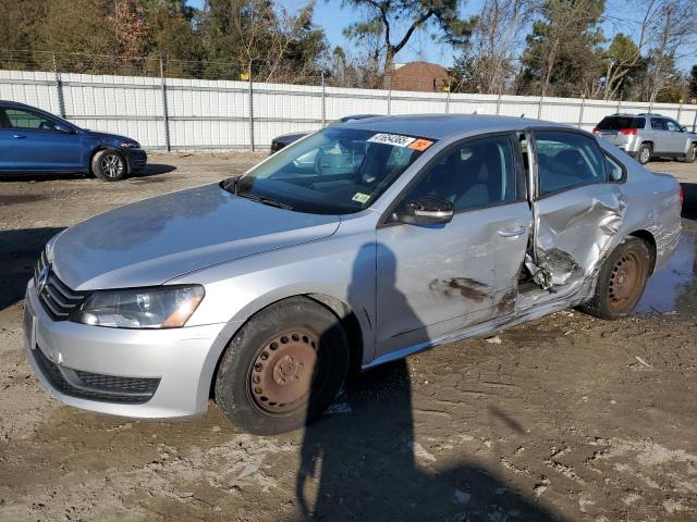 VOLKSWAGEN PASSAT S 2014 with VIN 1VWAP7A36EC019494 - Photo from auction