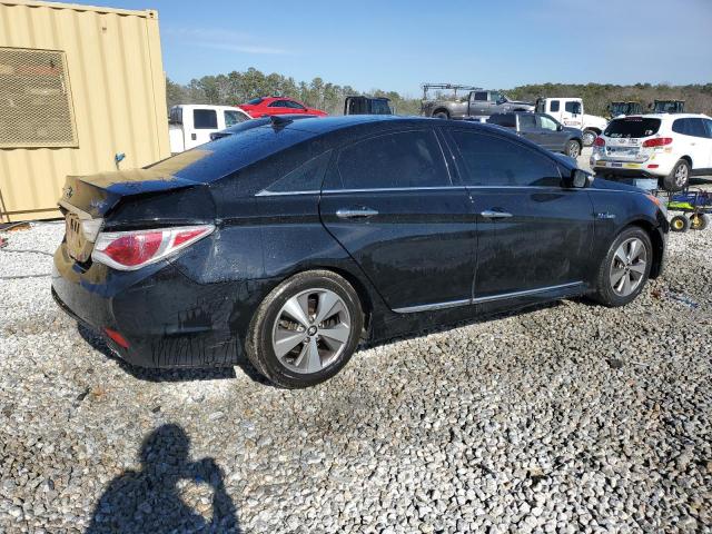 Photo 3 from auction – 2012 HYUNDAI SONATA HYB with VIN KMHEC4A43CA028357