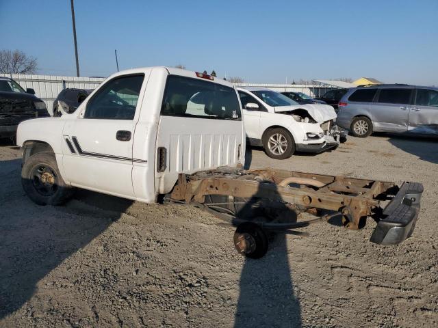 Photo 2 from auction – 2005 CHEVROLET SILVERADO with VIN 1GCEC14X65Z347118