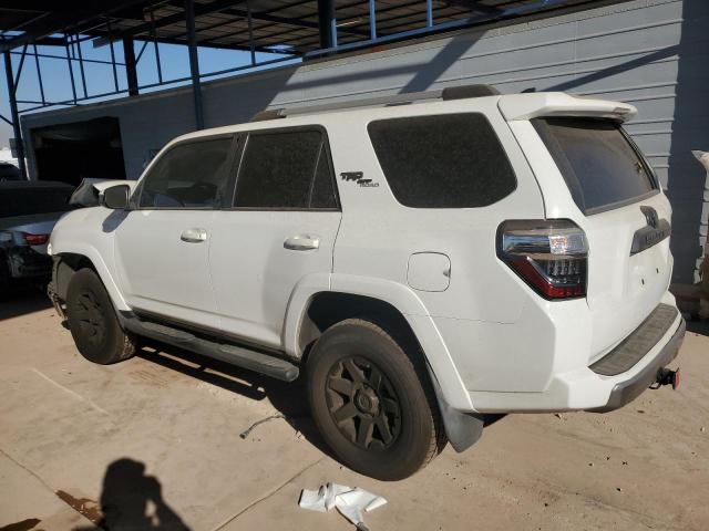 Photo 2 from auction – 2017 TOYOTA 4RUNNER SR with VIN JTEBU5JR6H5445375