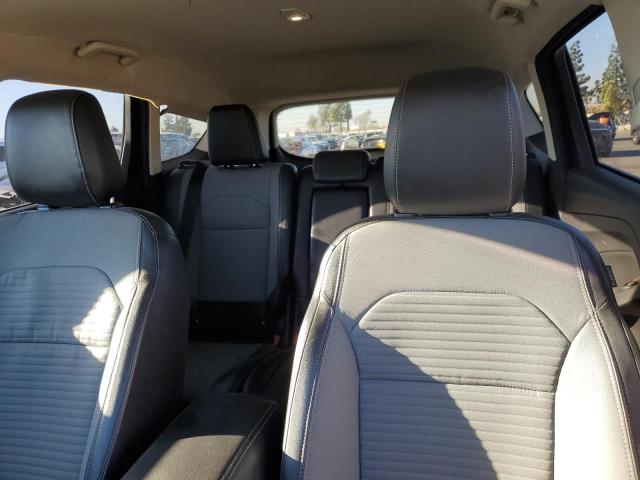 Photo 10 from auction – 2018 FORD ESCAPE SE with VIN 1FMCU0GD6JUA37246