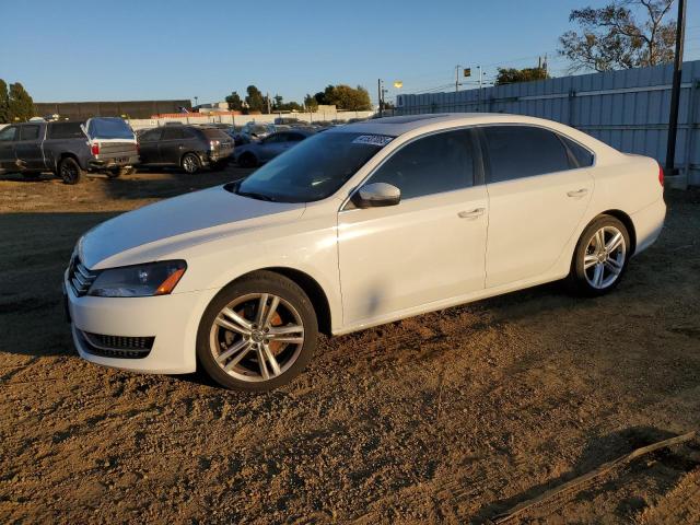 VOLKSWAGEN PASSAT SE 2014 with VIN 1VWBT7A3XEC035746 - Photo from auction