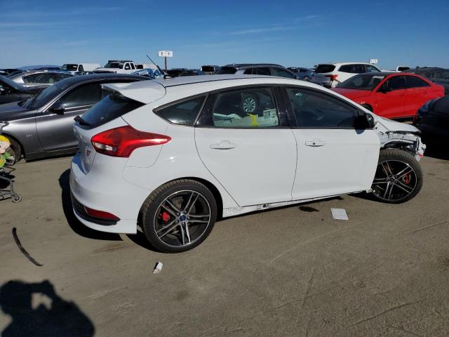Photo 3 from auction – 2017 FORD FOCUS ST with VIN 1FADP3L92HL333261